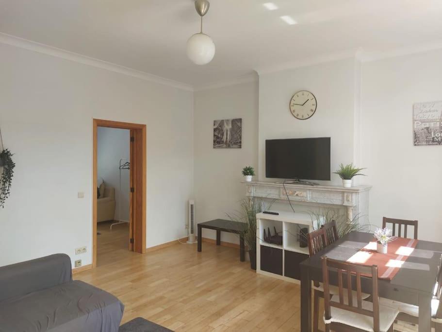 Charming 1-Bedroom Apartment Brussels Luaran gambar